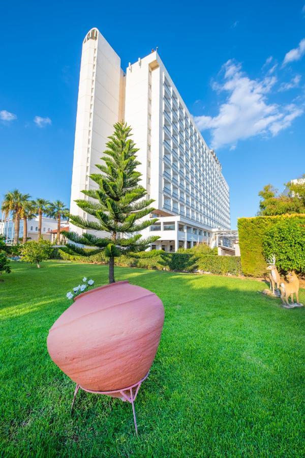 Salamis Bay Conti Resort Hotel & Casino Фамагуста Екстериор снимка The hotel in 2016
