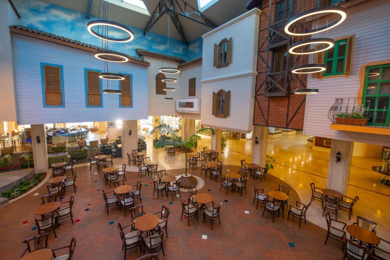 Salamis Bay Conti Resort Hotel & Casino Фамагуста Екстериор снимка The interior of the hotel